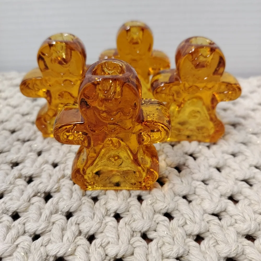 WILLIAMS-SONOMA -New Set of 4 GINGERBREAD MAN Taper Holders for 1/2
